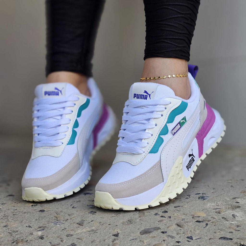 Zapato Puma Dama + ¡3 Pares de Medias Gratis!